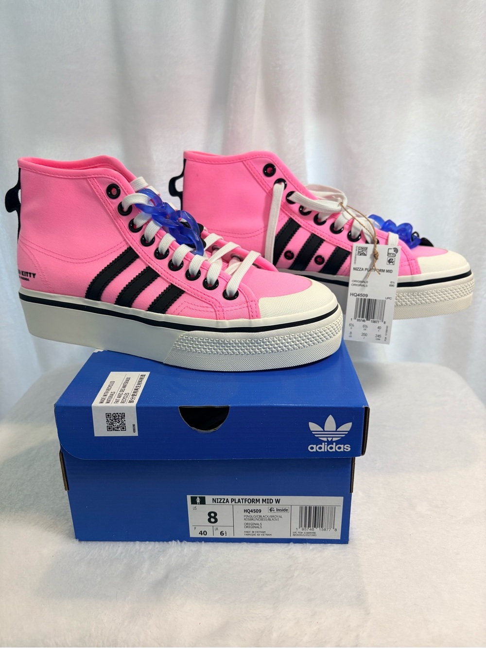 *NIB* Adidas x Hello Kitty Nizza Platform Mid Women's Sneakers (Size: 8)